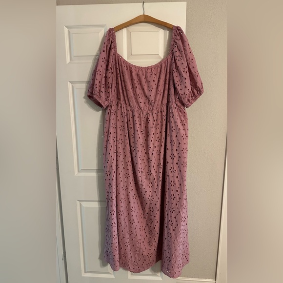 ELOQUII Women's Plus Size Eyelet Tie Front Maxi Dress Size 28 - Picture 4 of 6